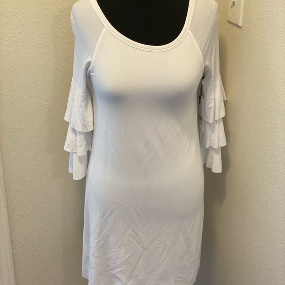 BAILEY 44 DOVETAIL TIERED SLEEVE DRESS RUFFLESHIFT - Picture 2 of 11
